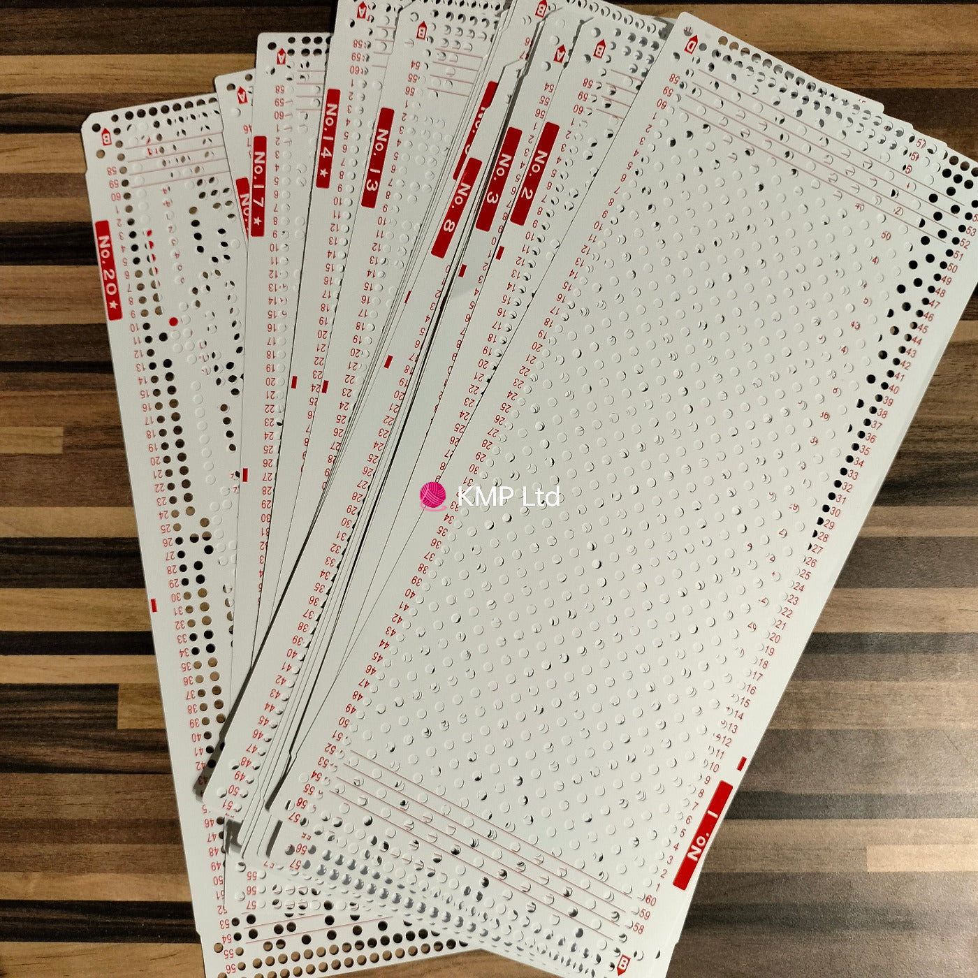 Knitmaster Zippy Plus original 20 Punchcards Main image