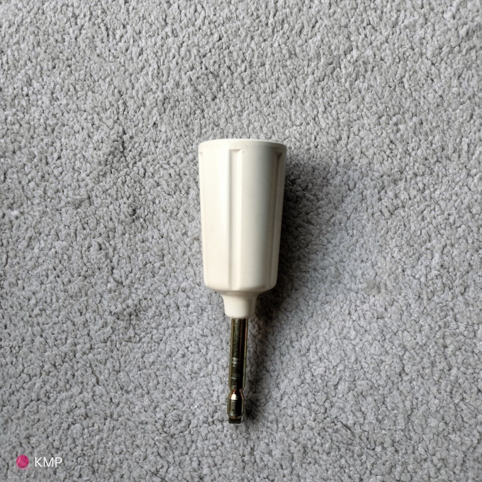 Brother KR-260 Chunky Ribber GRIP HANDLE Main image