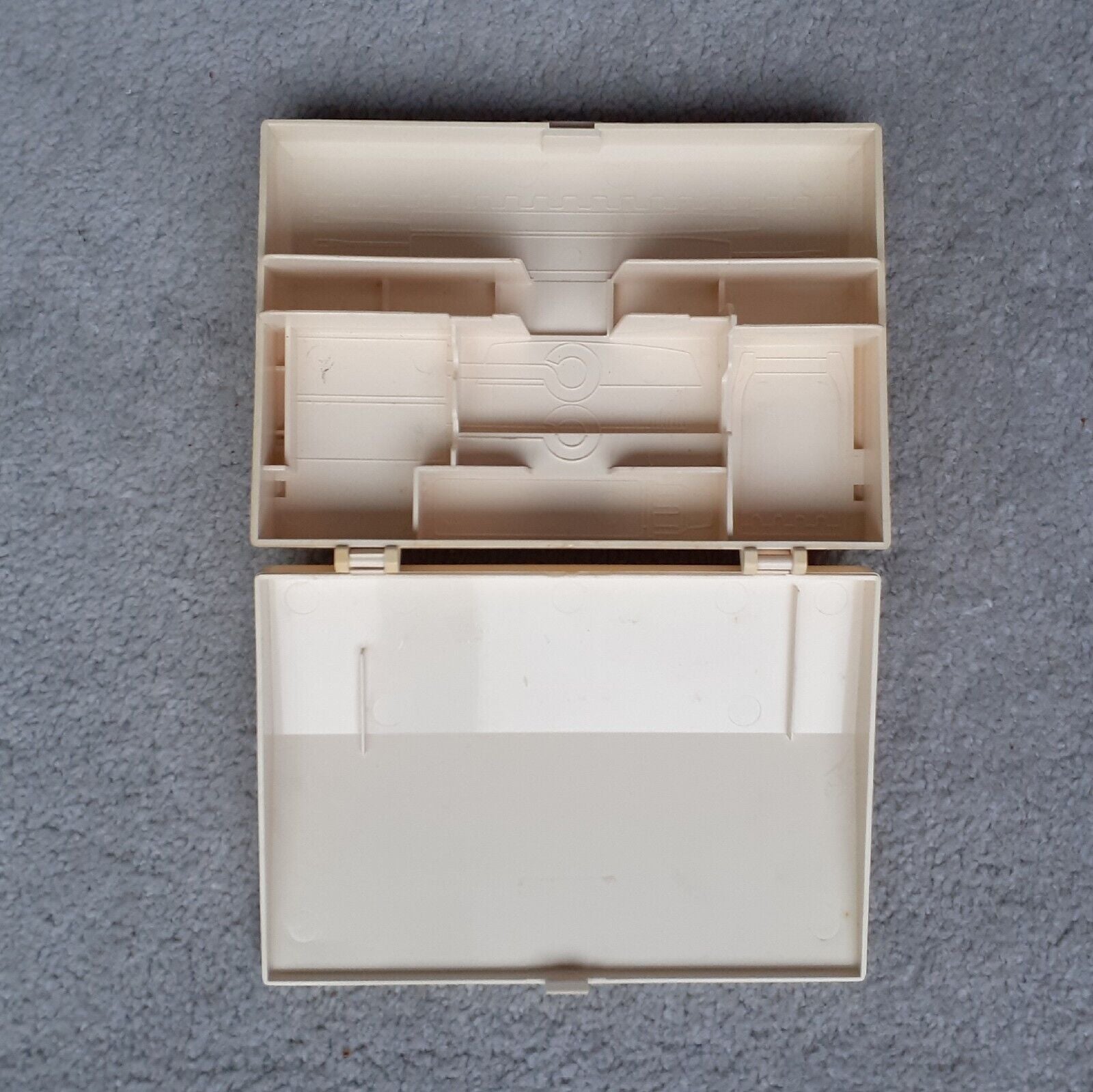 Brother KH-881 ACCESSORIES BOX Secondary image