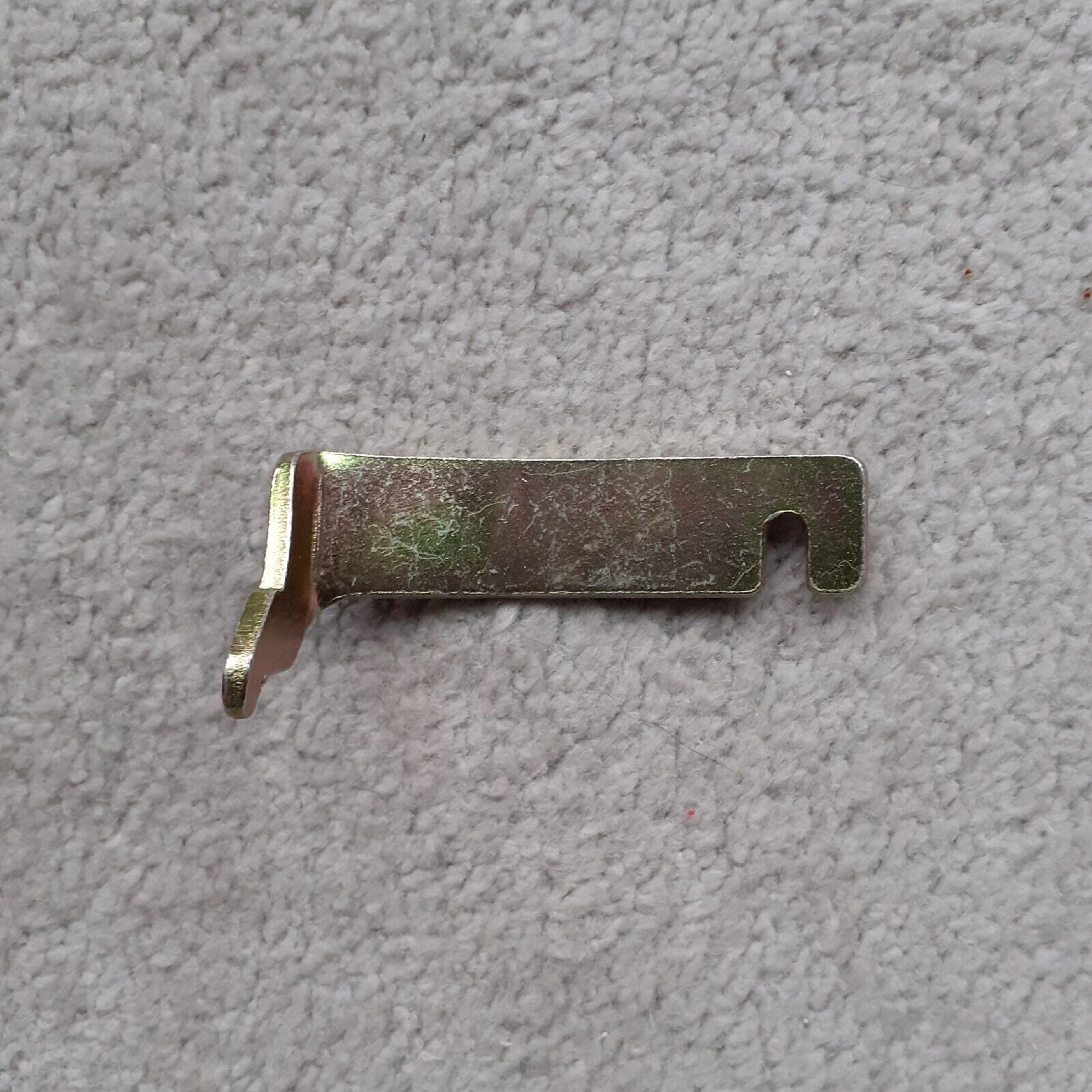Brother KH-881 CARRIAGE LOCK Main image