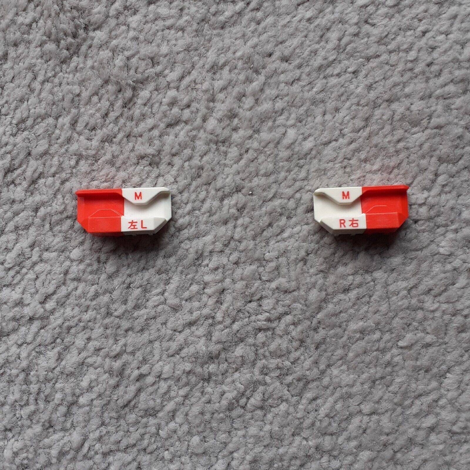Silver Reed SK- 280 Knitting Machine POINT CAM-M x2 ( left and right) Main image