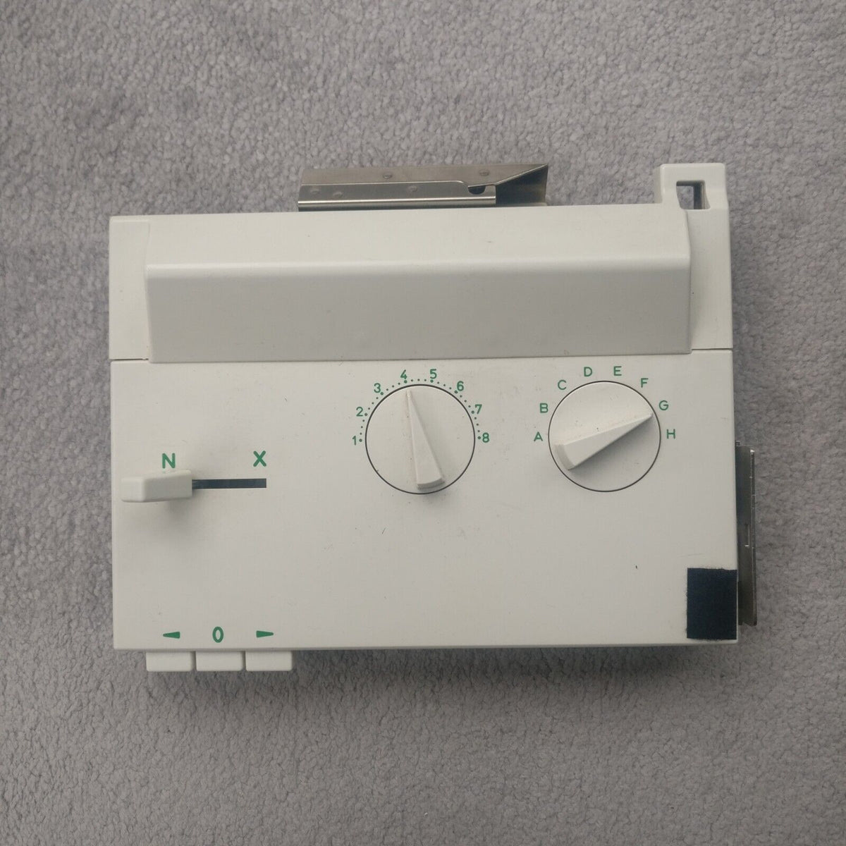 PASSAP E6000 Electronic Knitting Machine BACK LOCK