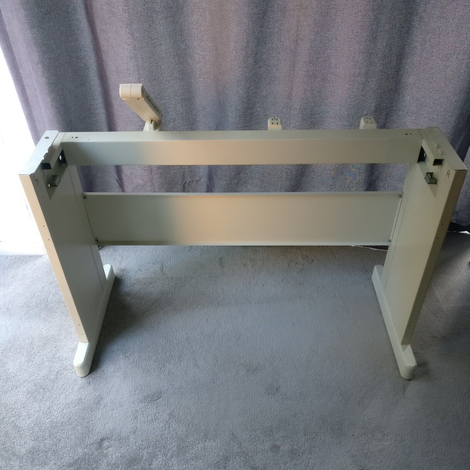PASSAP E6000 Electrnic Knitting Machine STAND Main image