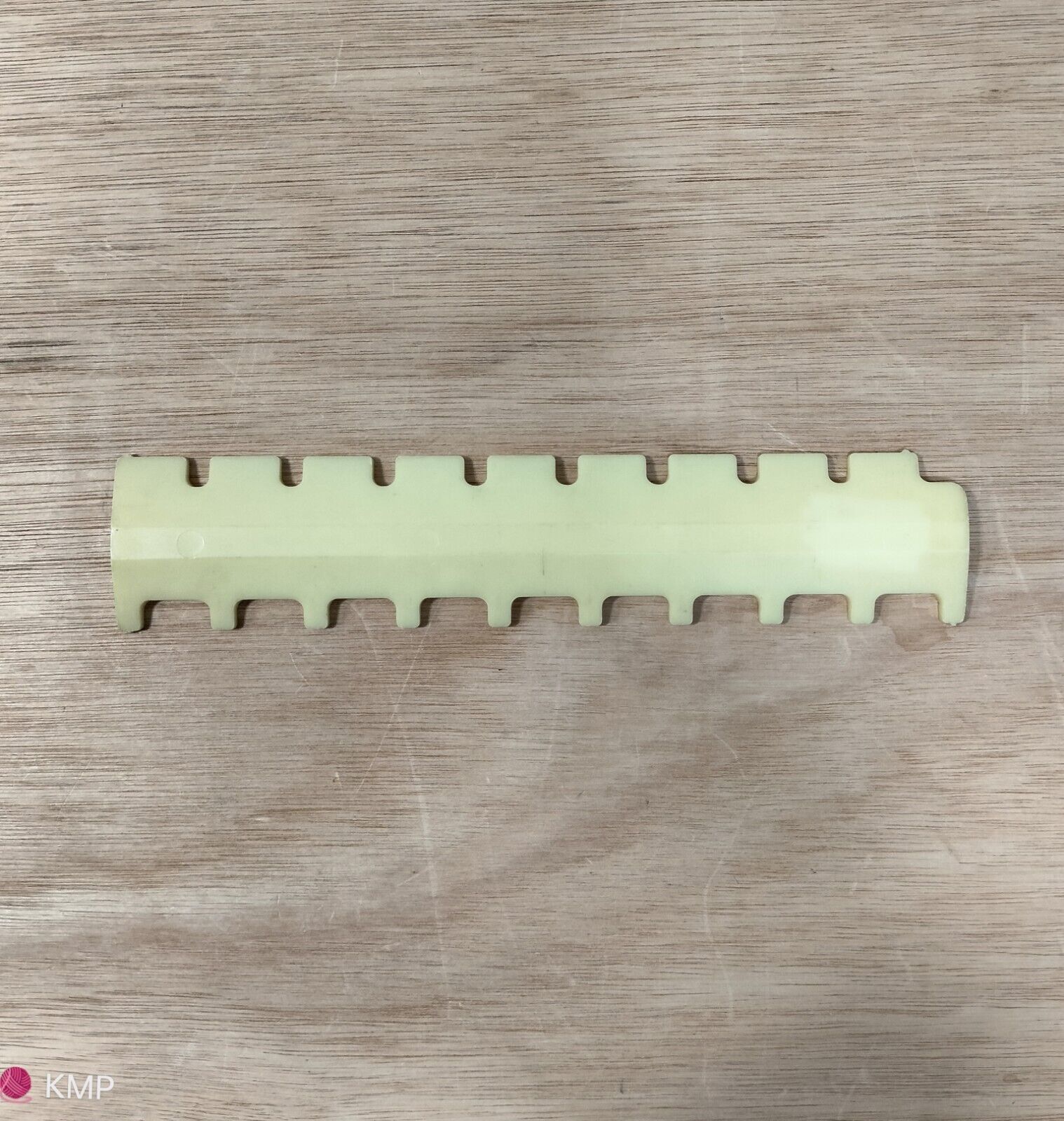 Toyota Knitting Machine NEEDLE PUSHER 1x3/ 3x1. Main image