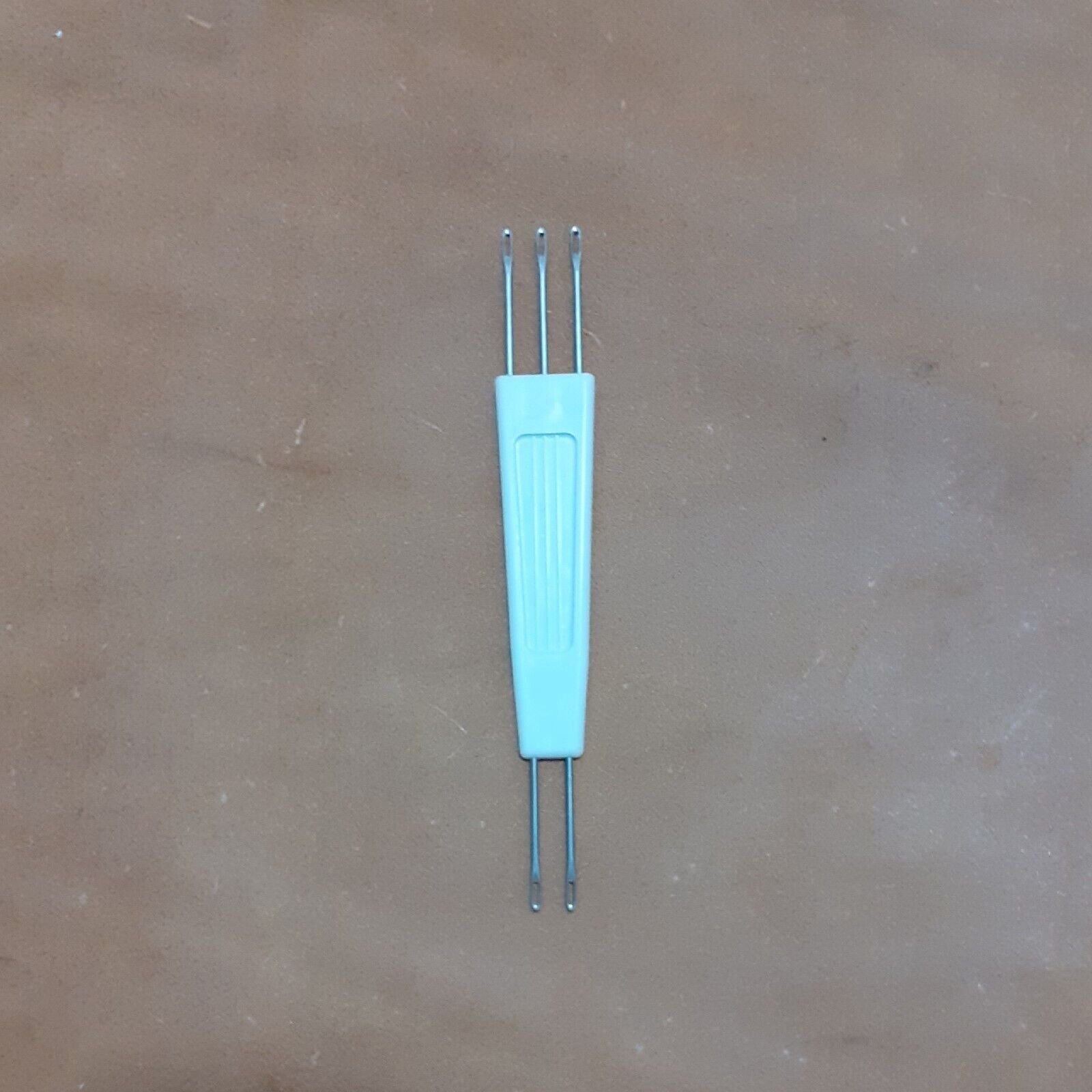 Toyota KS 610 Knitting Machine 2:3 STITCH TRANSFER TOOL Main image