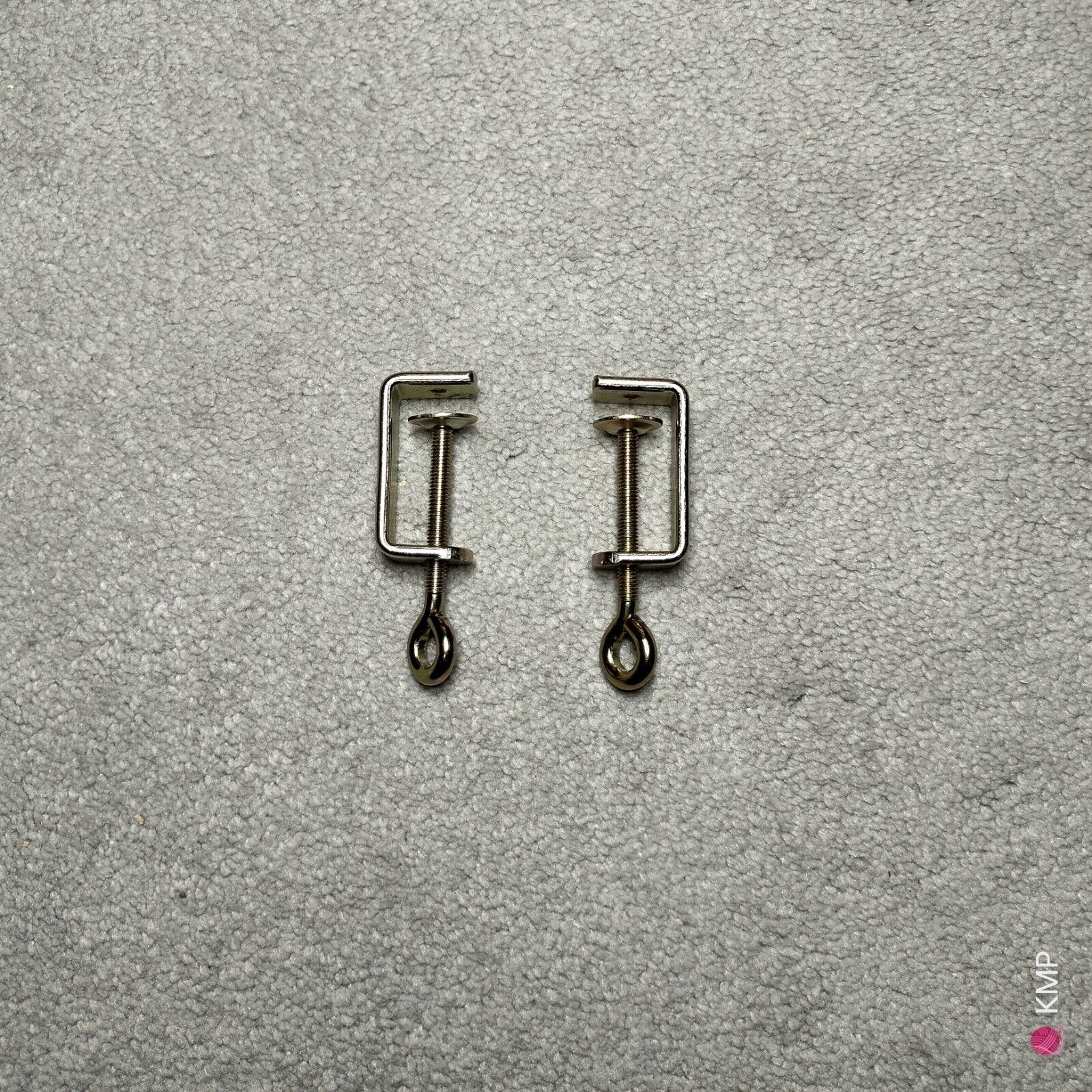 Brother KH-900 Electronic Knitting Machine TABLE CLAMPS Main image
