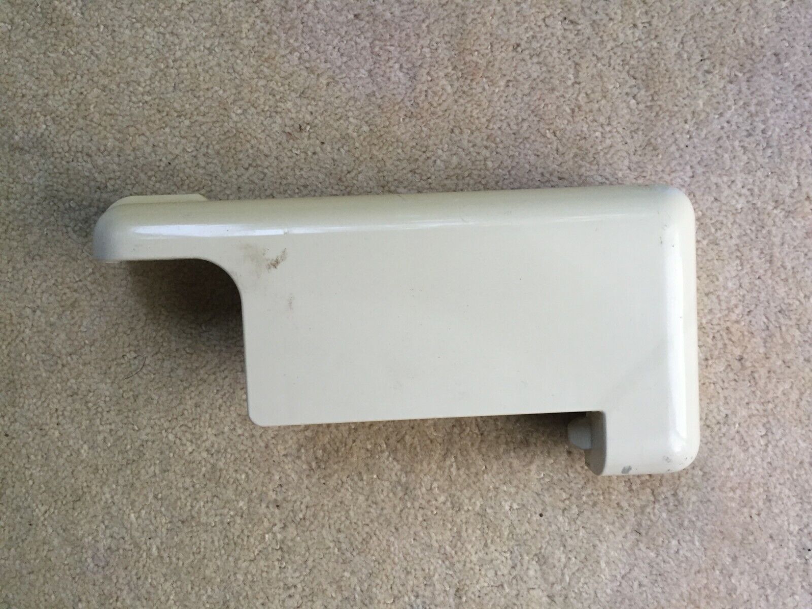 Toyota KS 858 Top Cover Casing LEFT END EDGE PLASTIC Main image