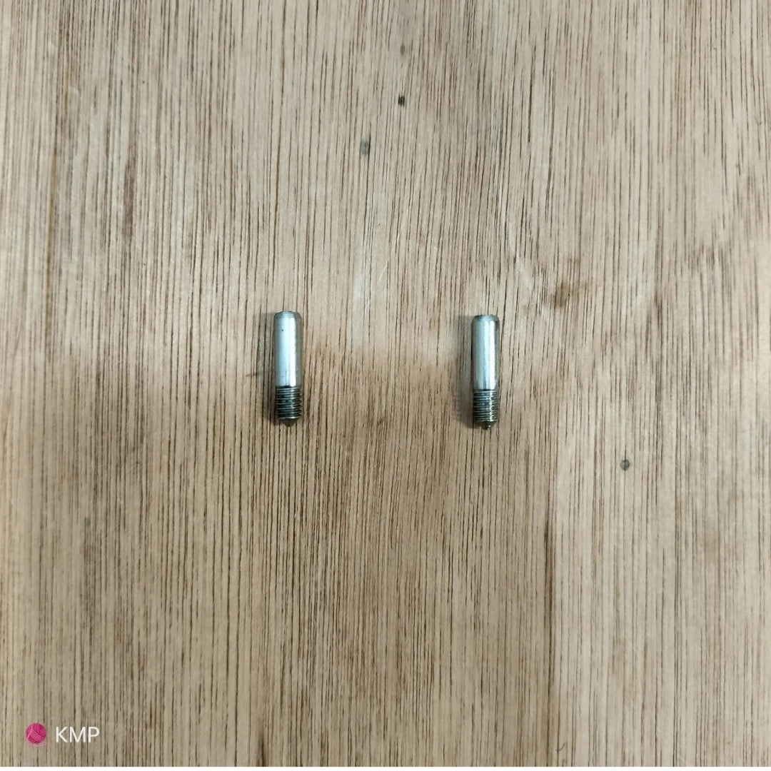 Silver Reed SK-740 Carriage HANDLE SCREWS 