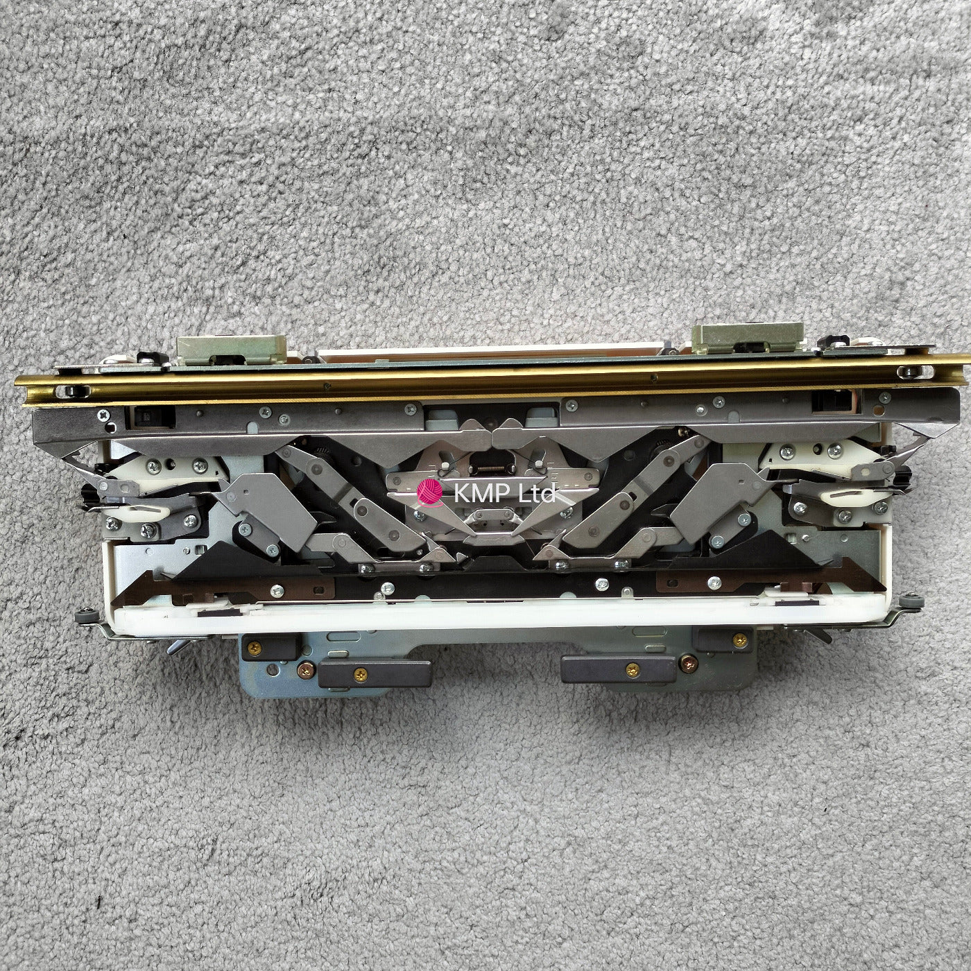 Silver Reed SK 890 Knitting Machine CARRIAGE