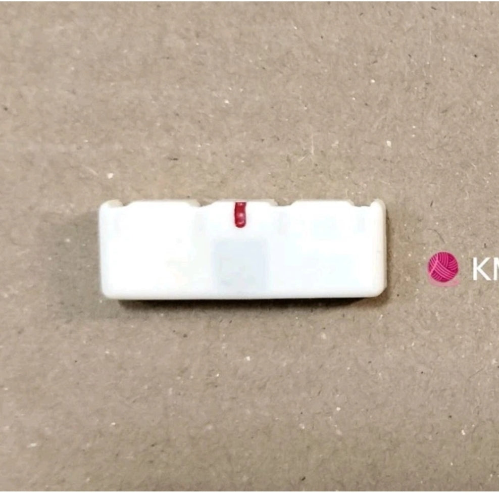 Silver Reed SK 890 Knitting Machine NEEDLE-1 CAM Main image