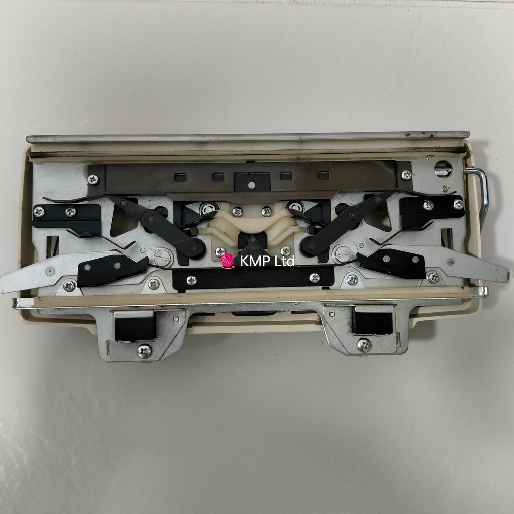 Toyota K 510 Knitting Machine Carriage