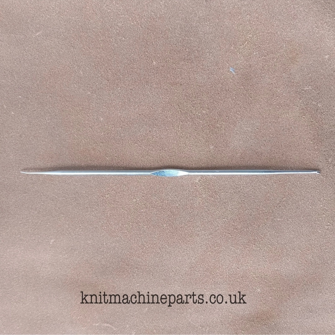 Toyota K 510 Knitting Machine Crochet Needle Main image