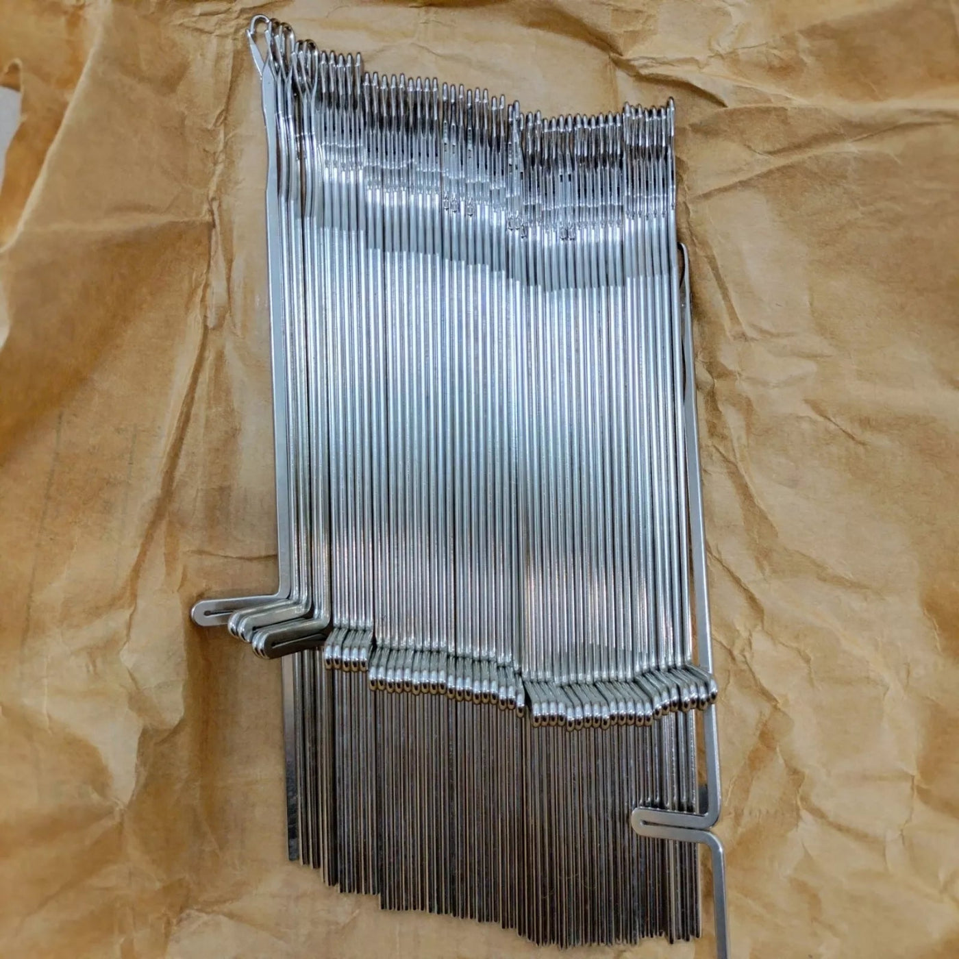 Toyota KS 610 Knitting Machine NEEDLES Main image