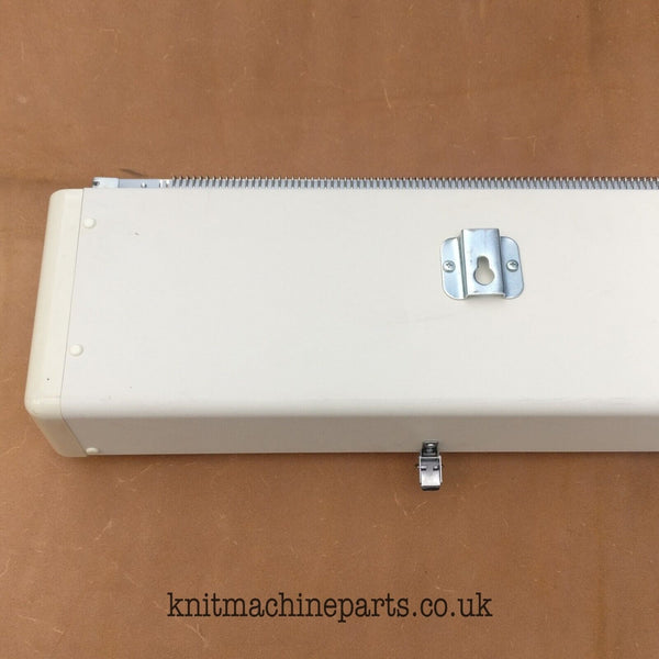 Toyota KS 901 Knitting Machine NEEDLE BED only