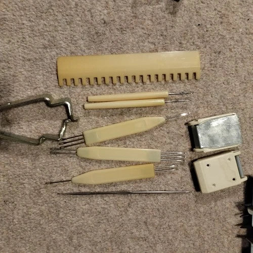 Toyota KS 901 Knitting Machine original LATCH TOOL Main image