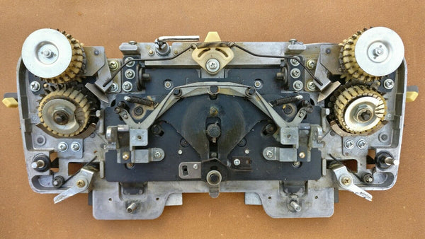 Knitmaster Mod 321 knitting Machine CARRIAGE METAL PARTS