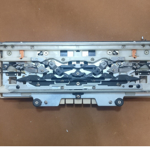 Brother KH-840 Knitting Machine MAIN CARRIAGE Secondary image
