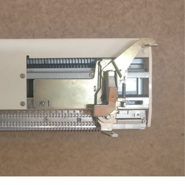 Brother KR-850 Ribber NEEDLE BED needle bed only