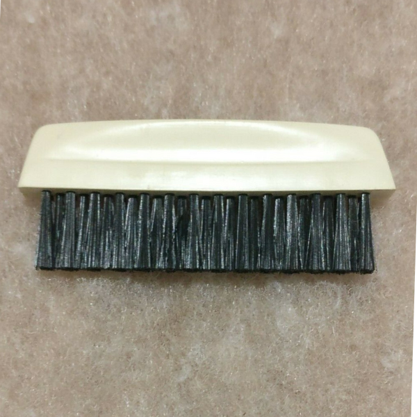 Brother KH 950i Knitting Machine CLEANING BRUSH Main image