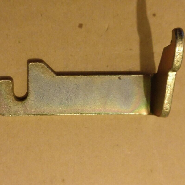 Brother KH555 Knitting Machine CARRIAGE LOCK Main image
