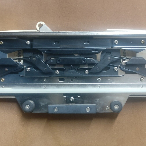 Brother KR-830 Knitting Machine Ribber CARRIAGE. Secondary image