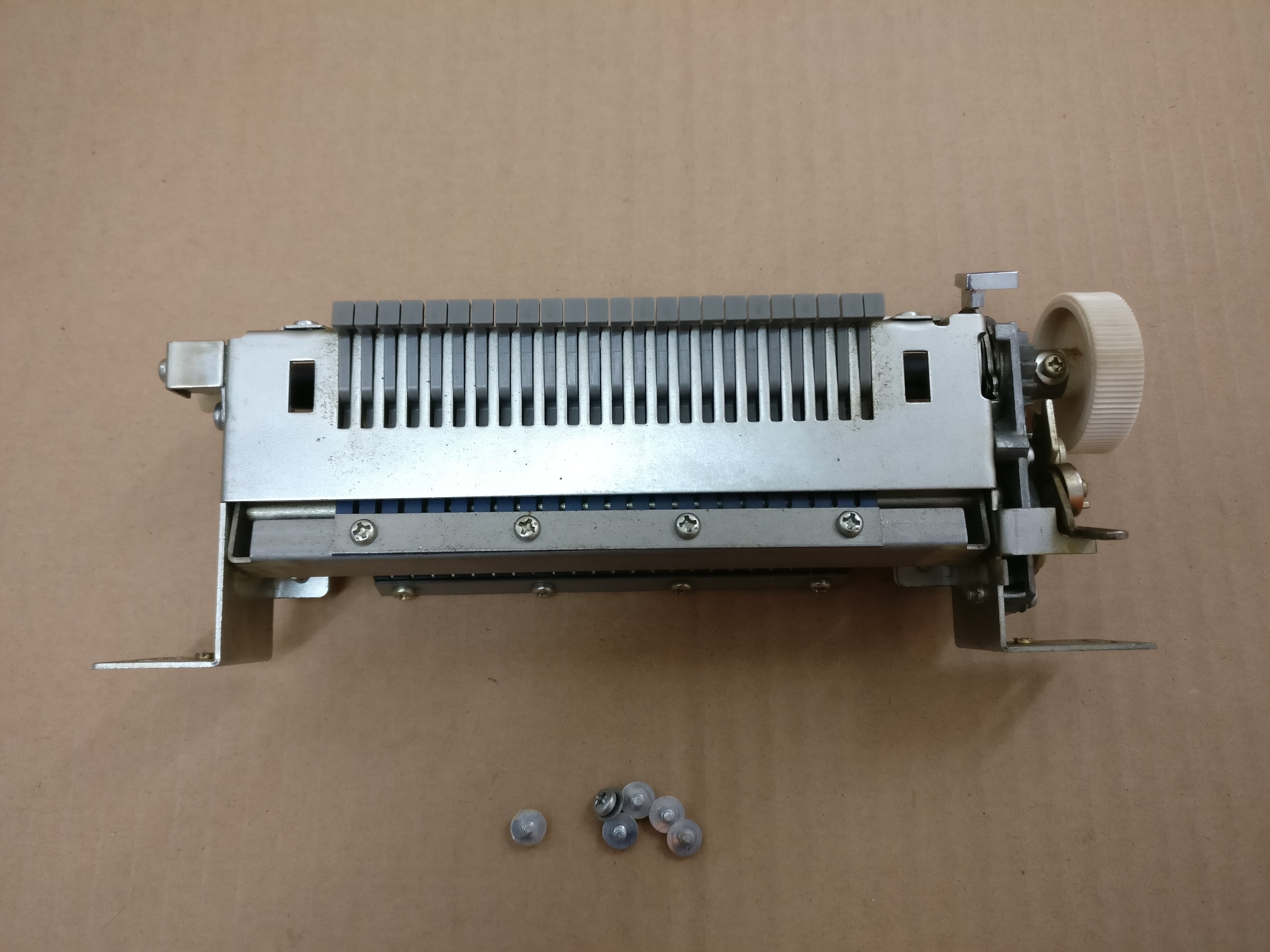 Knitmaster Mod. 323 PUNCHCARD PATTERN SYSTEM UNIT Secondary image