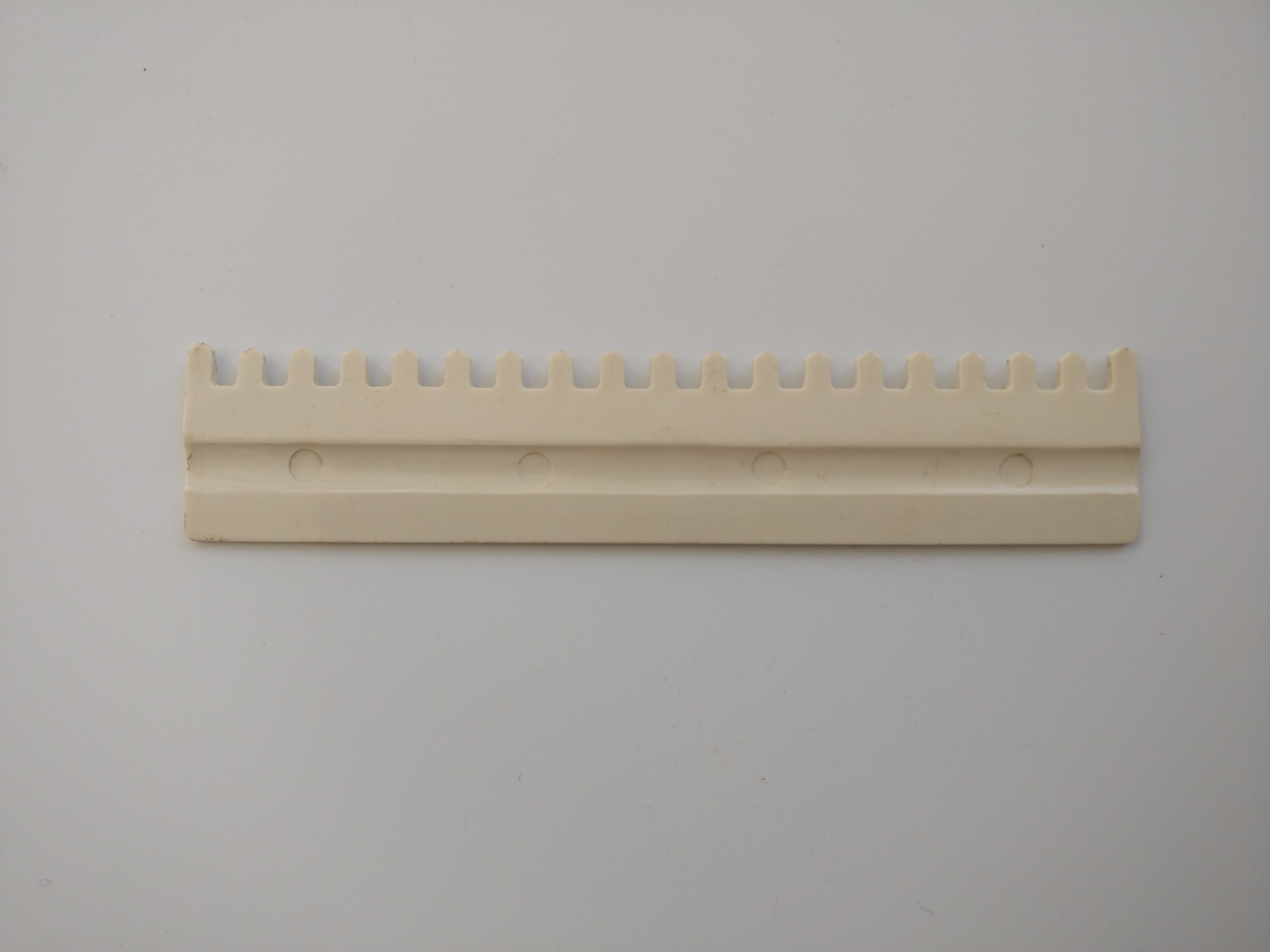 Knitmaster Mod. 500 Knitting Machine 1x1 NEEDLE PUSHER