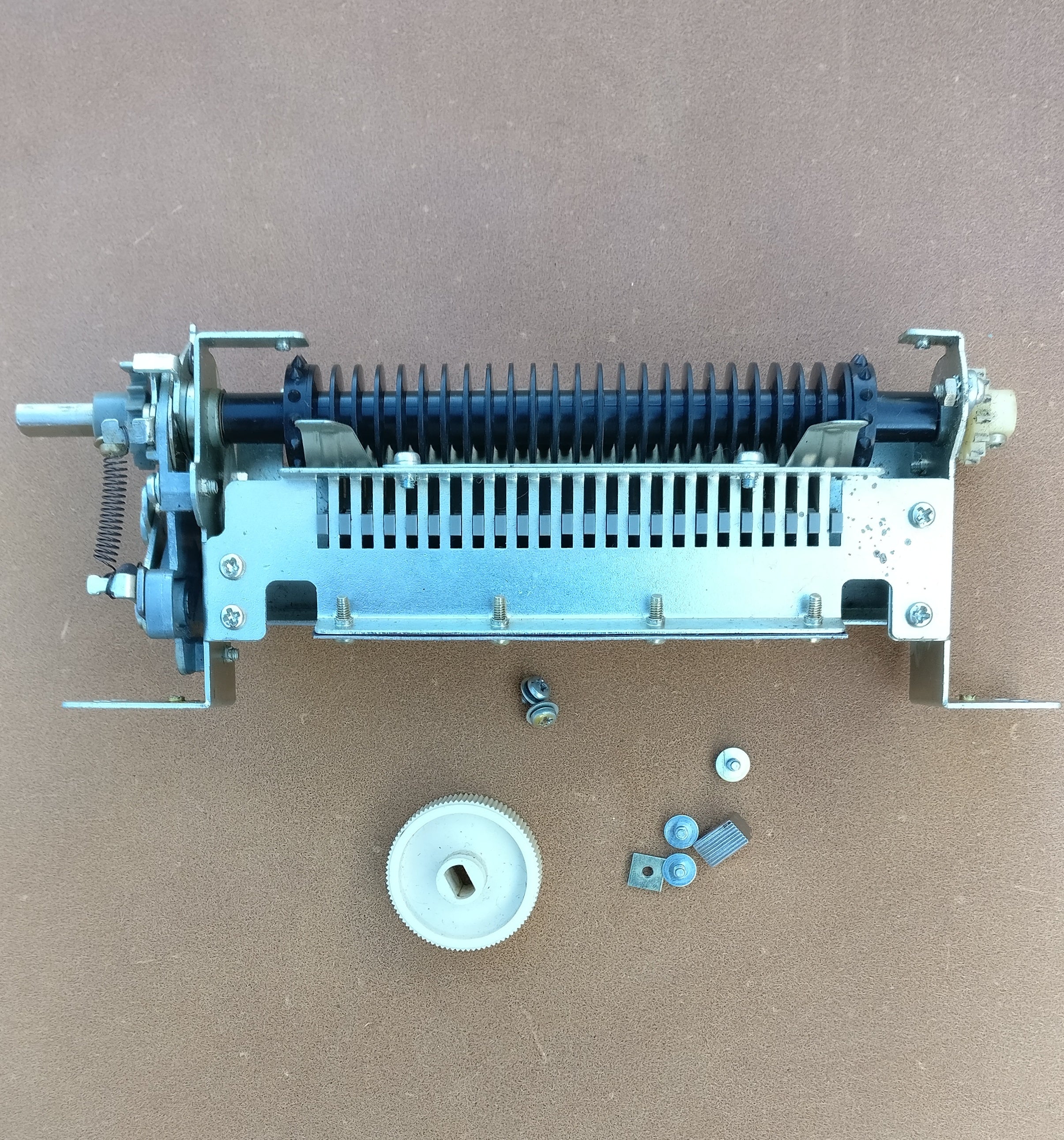Knitmaster Mod 321 PUNCHCARD PATTERN SYSTEM UNIT Secondary image