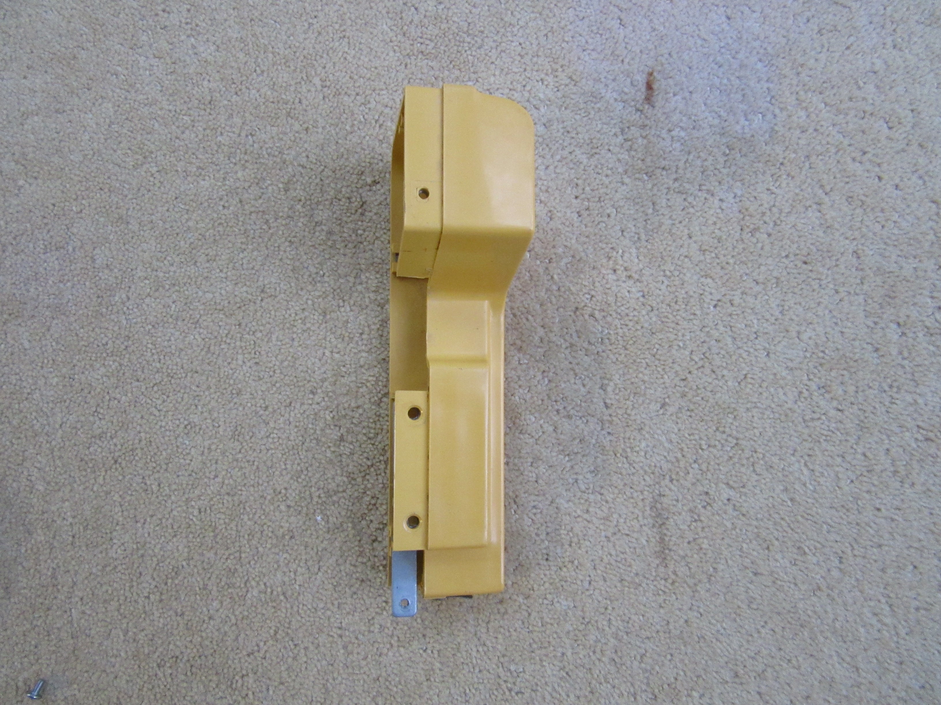 Knitmaster ZIPPY DE-LUXE NEEDLE BED RIGHT SIDE END EDGE PLASTIC Main image