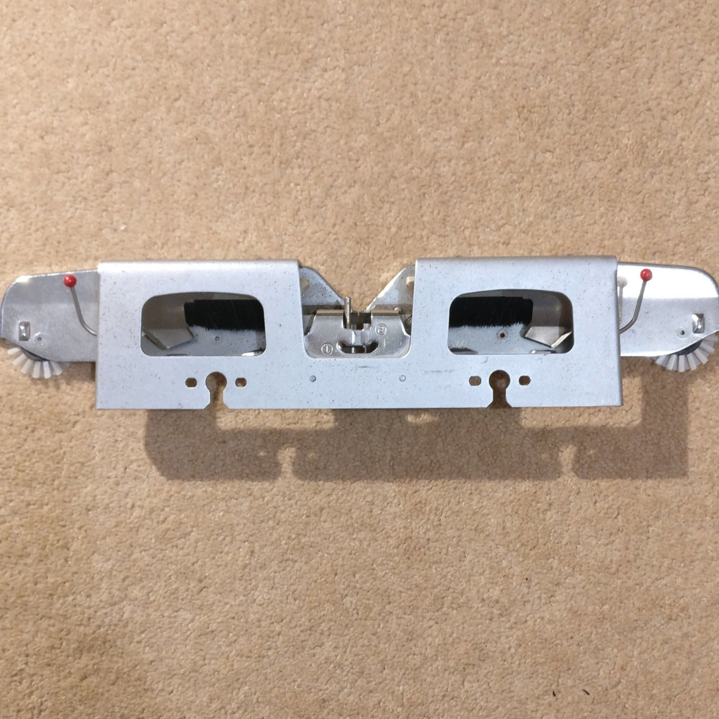 Knitmaster Mod 323 SINKER ARM ASSEMBLY Main image